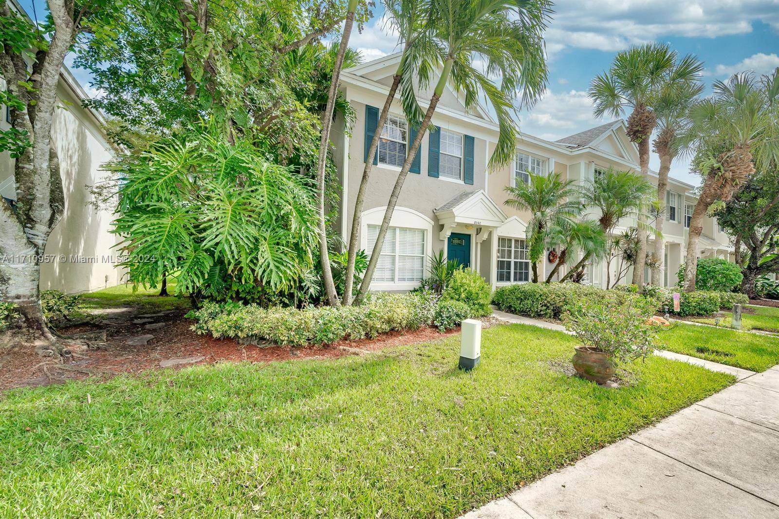 Tamarac, FL 33321,8040 Sanibel Dr #8040