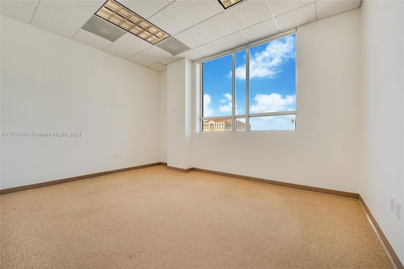 Coral Gables, FL 33146,135 San Lorenzo Ave #750
