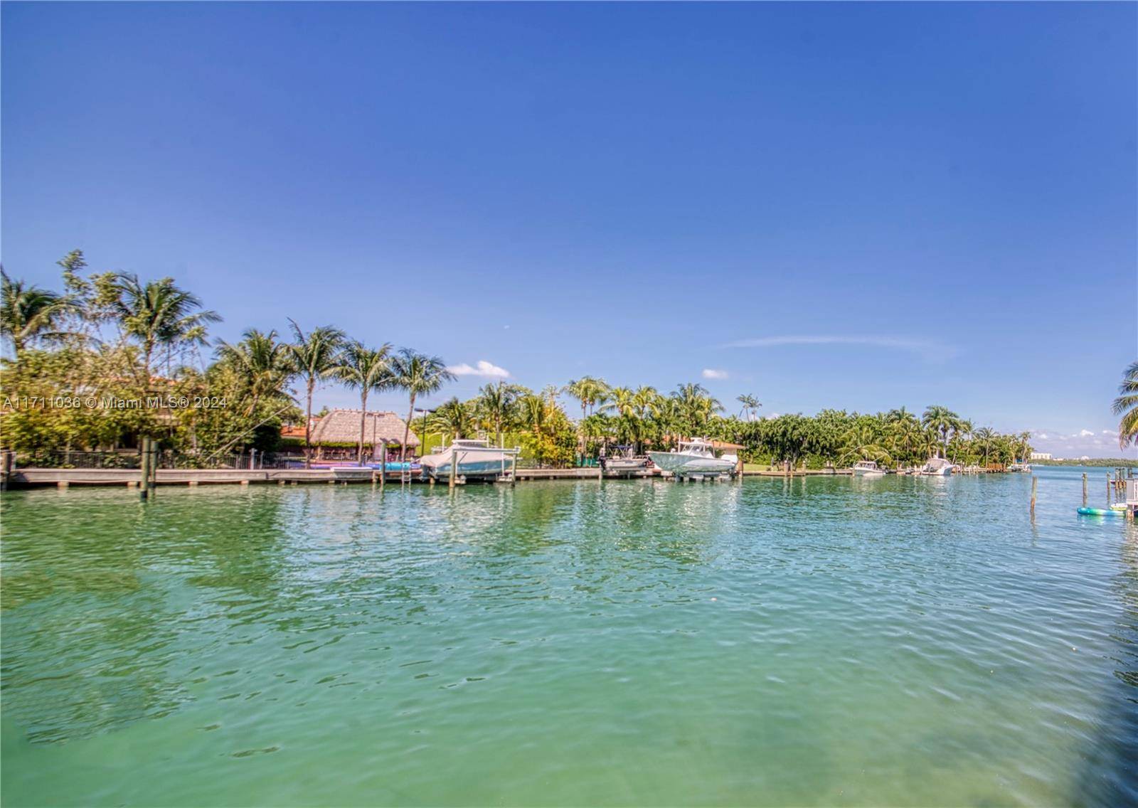 Bay Harbor Islands, FL 33154,10000 W Bay Harbor Dr #324