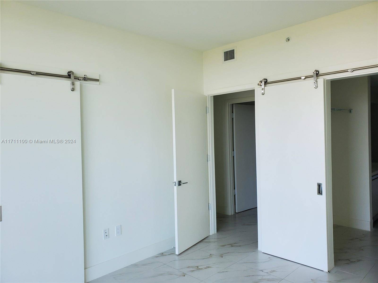 Sunrise, FL 33323,2000 Metropica Way #1801
