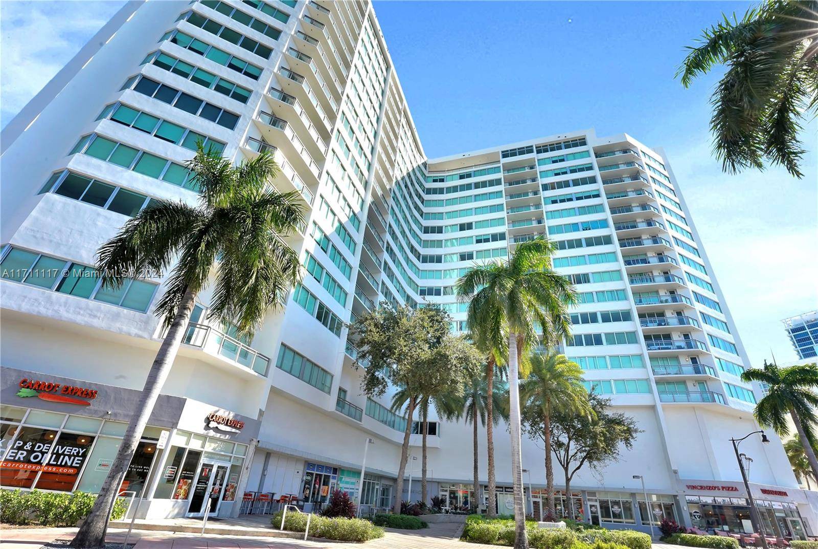 Miami Beach, FL 33141,7135 Collins Ave #623