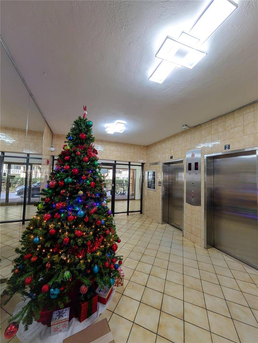 North Miami, FL 33161,1470 NE 125th Ter #705