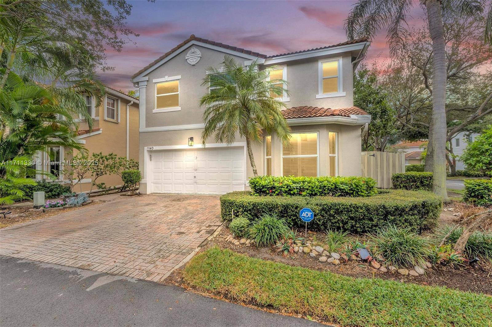 Hollywood, FL 33019,1140 Linden St