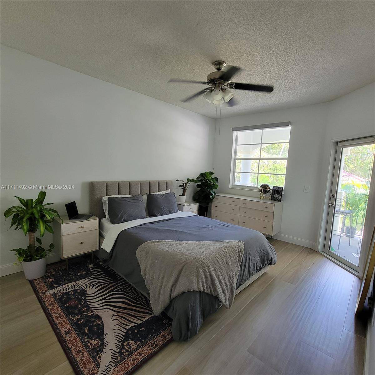 Aventura, FL 33160,3105 NE 184th St #7201