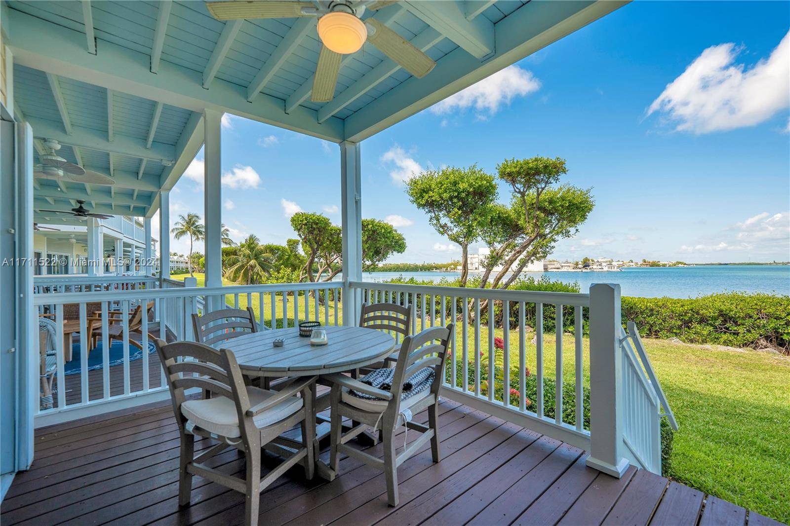 Duck, FL 33050,5039 Sunset Village Dr