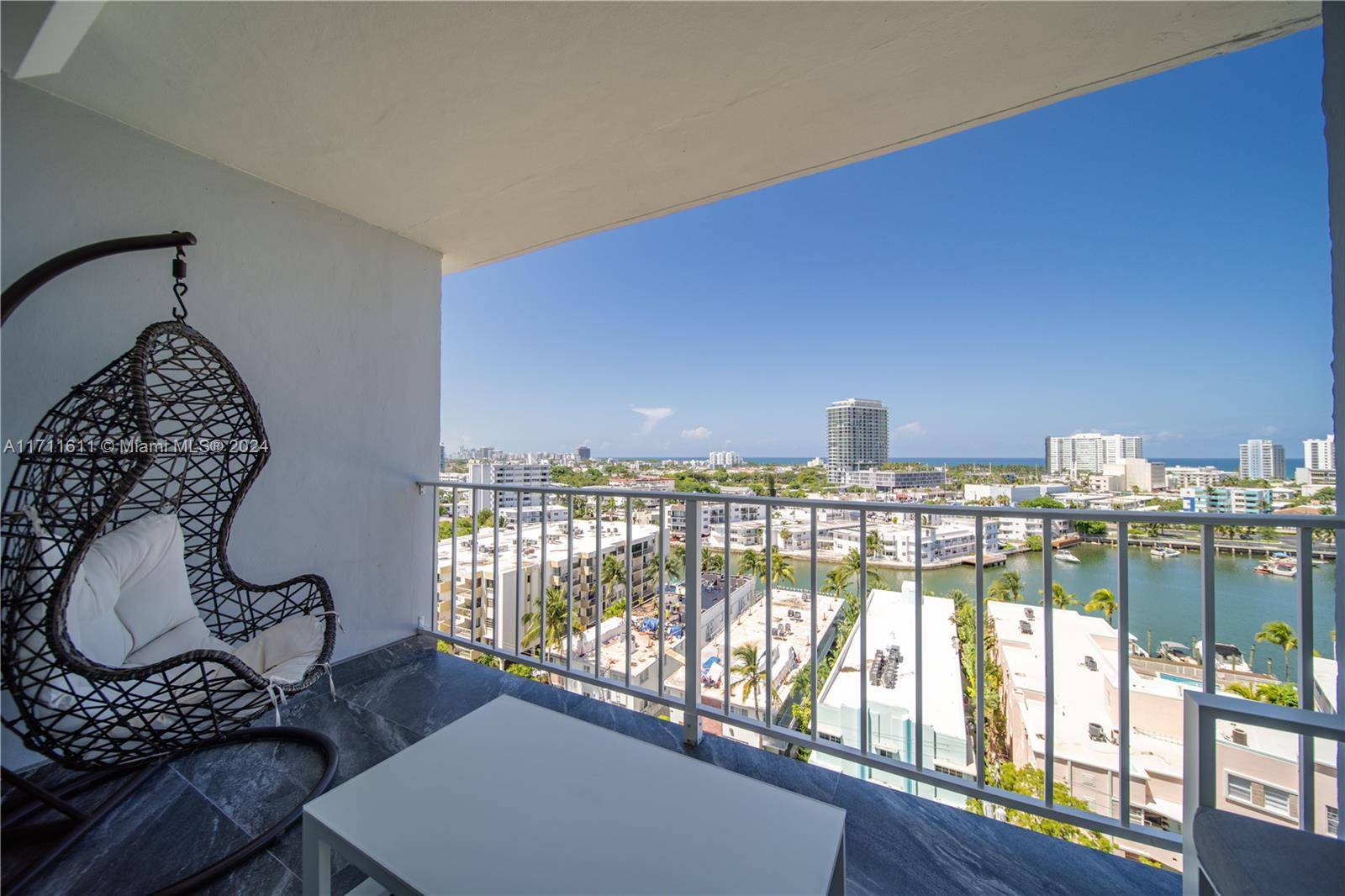 Miami Beach, FL 33141,6900 Bay Dr #11I