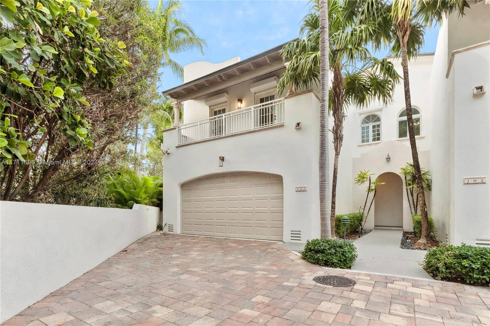 Miami Beach, FL 33139,1415 Sunset Harbour Dr #101