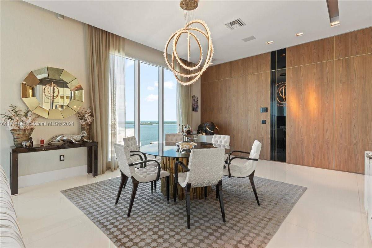 Miami, FL 33131,900 Brickell Key Blvd #2303