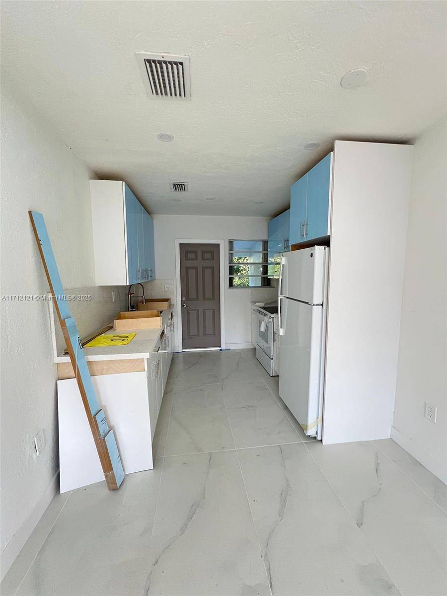 Miami Gardens, FL 33054,Address not disclosed