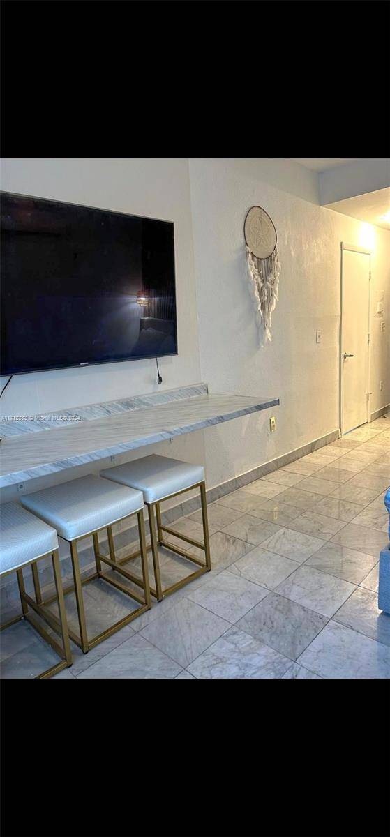 Miami Beach, FL 33139,763 Pennsylvania Ave #116
