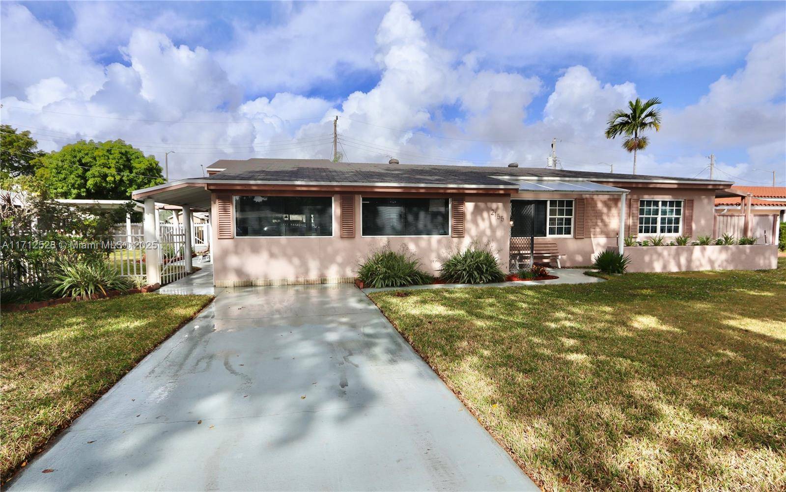 North Miami Beach, FL 33162,2155 NE 171st St