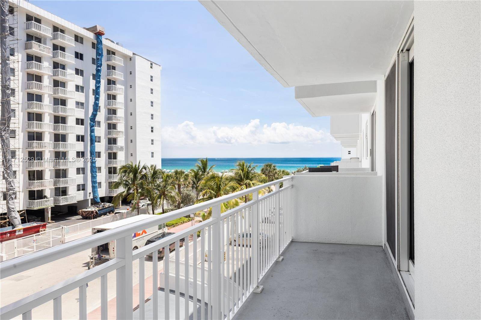 Miami Beach, FL 33139,345 Ocean Dr #424