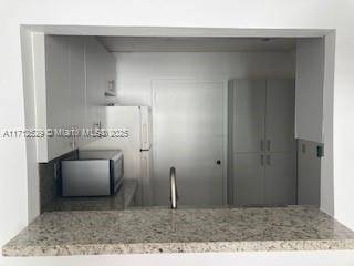 Miami Beach, FL 33139,345 Ocean Dr #424