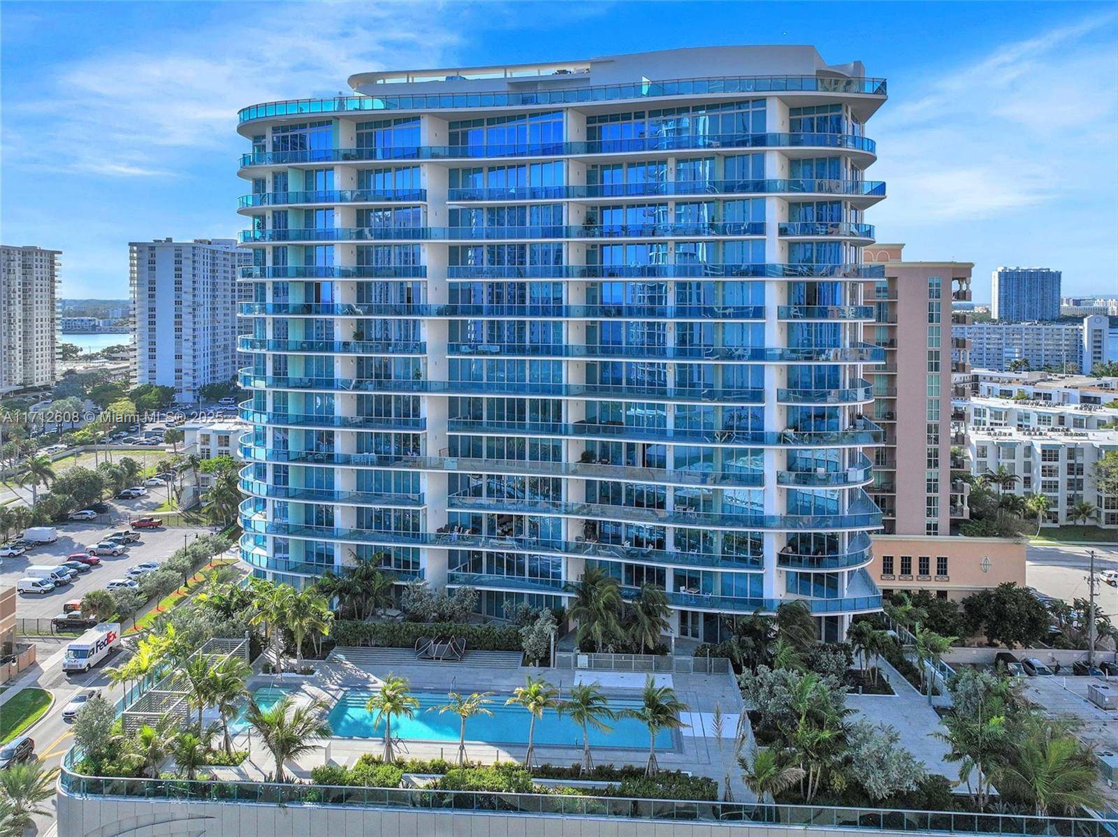 Sunny Isles Beach, FL 33160,17550 Collins Ave #605