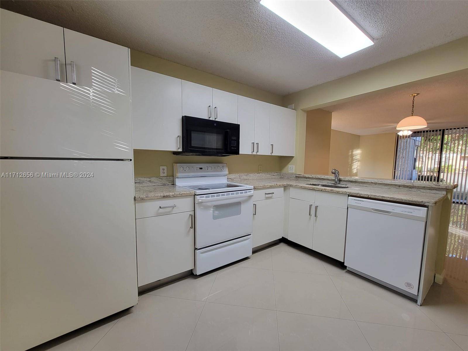 Coral Springs, FL 33067,5861 Riverside Dr #106A2