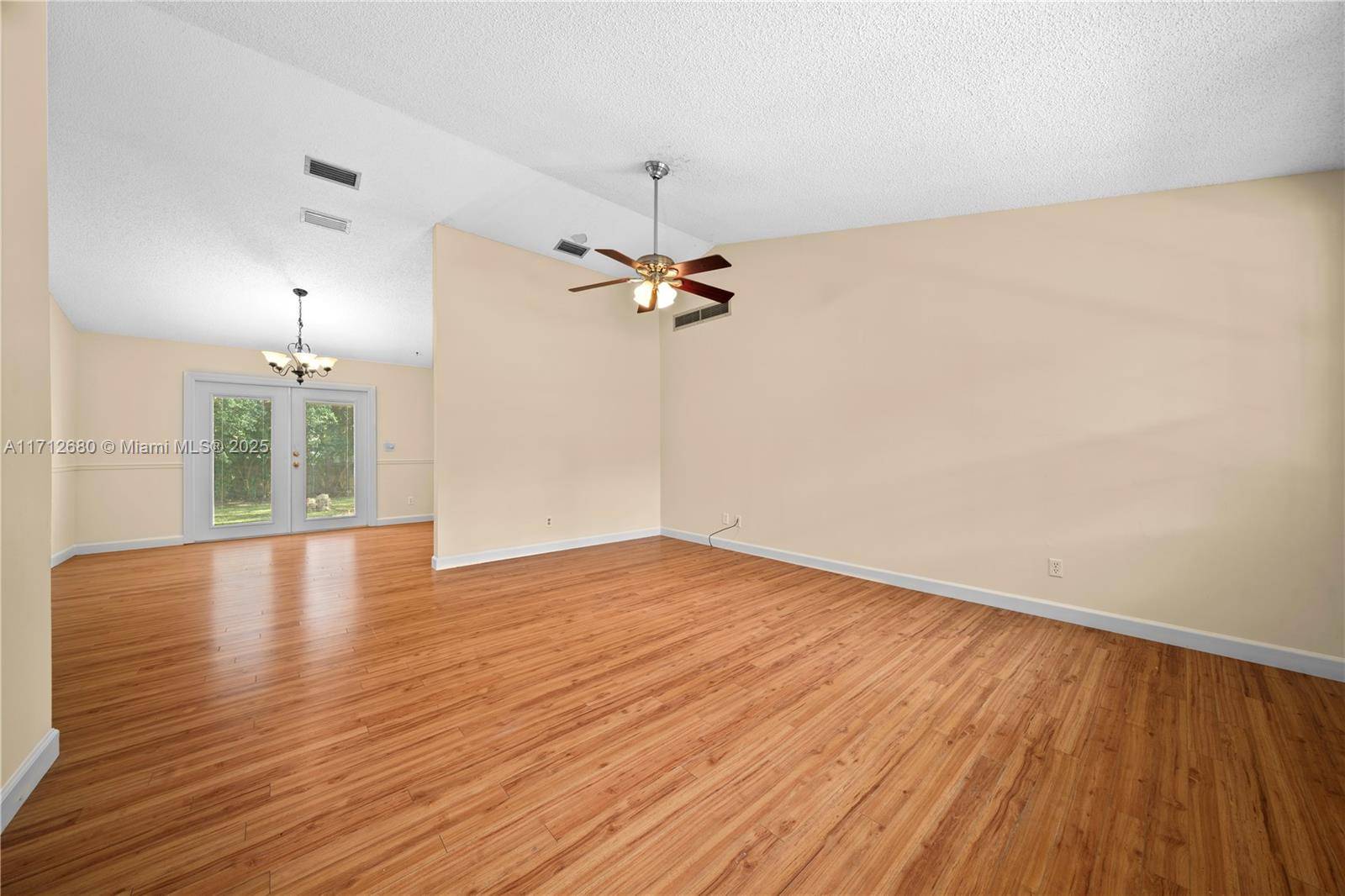 Ocala, FL 34479,2885 NE 39TH ST