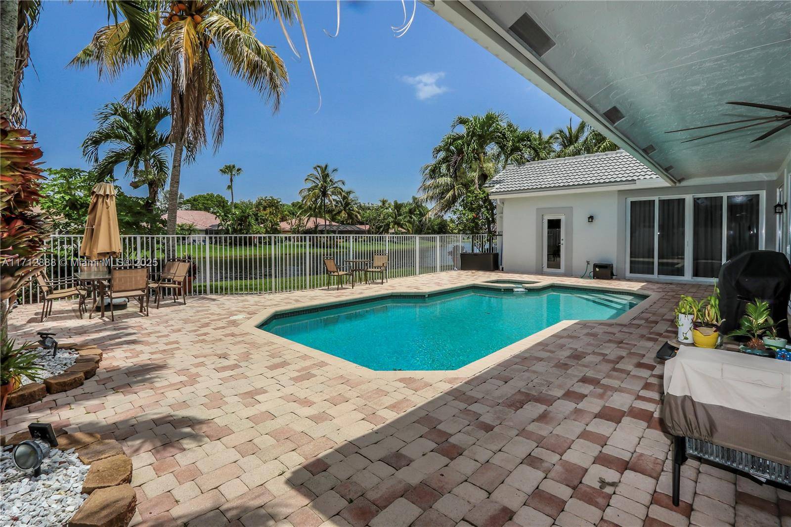 Weston, FL 33326,1093 Longview