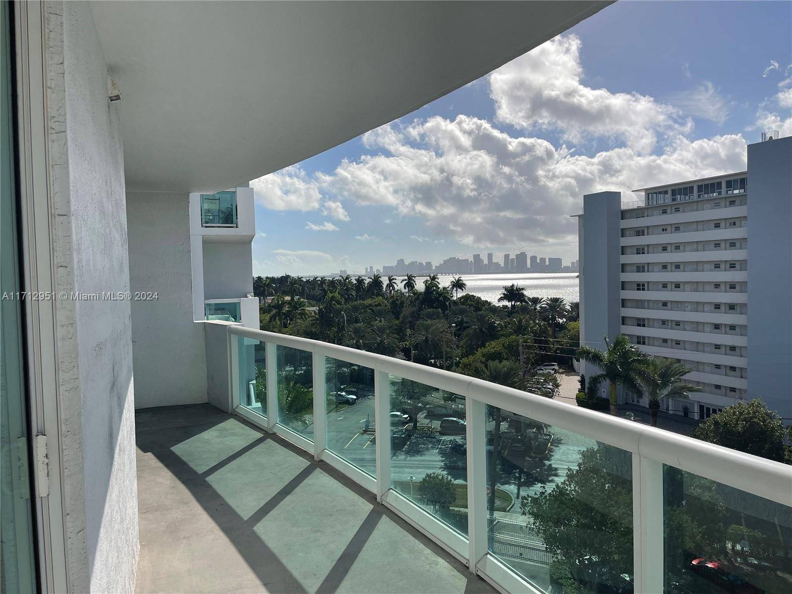 North Bay Village, FL 33141,7900 Harbor Island Dr #720