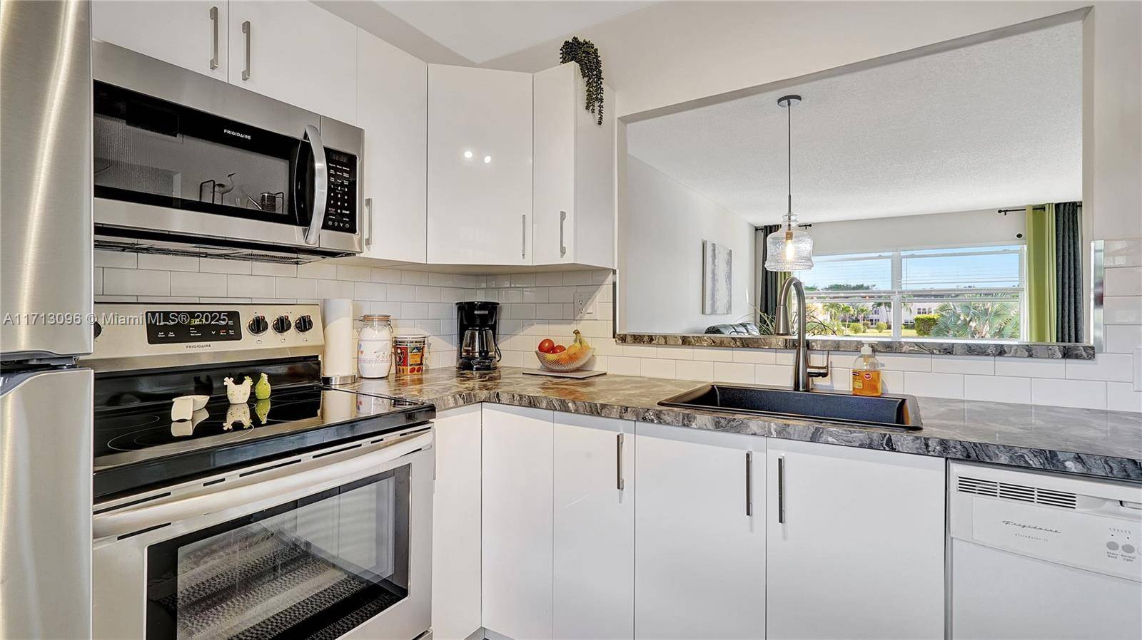 Lauderdale Lakes, FL 33319,4706 NW 36th St #507