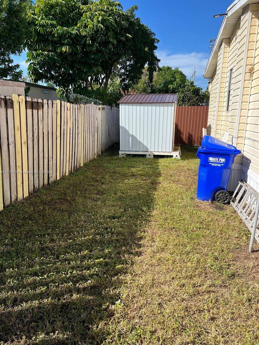 Pembroke Pines, FL 33029,21780 NW 2nd Ct