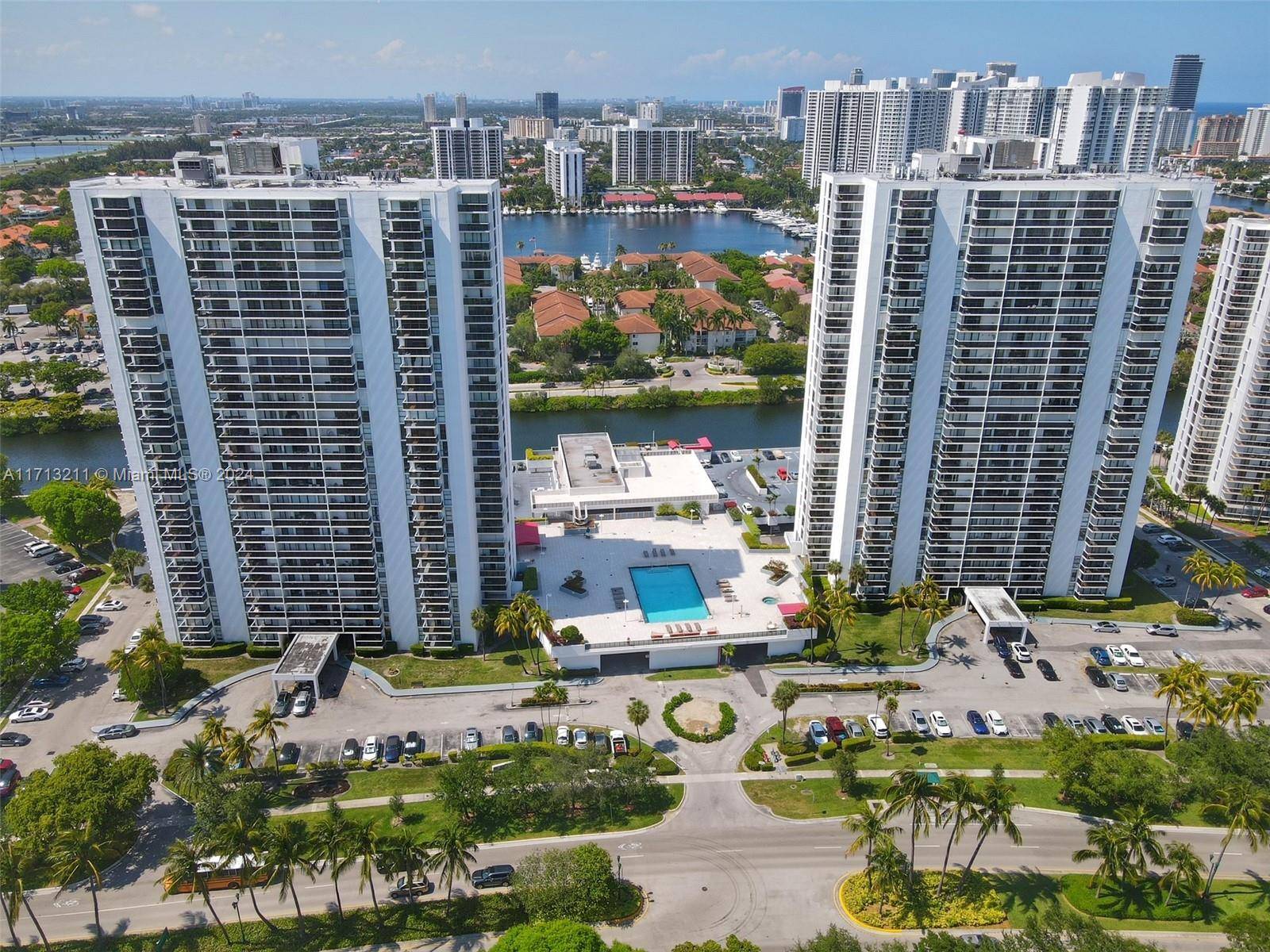 Aventura, FL 33180,3625 N Country Club Dr #2010
