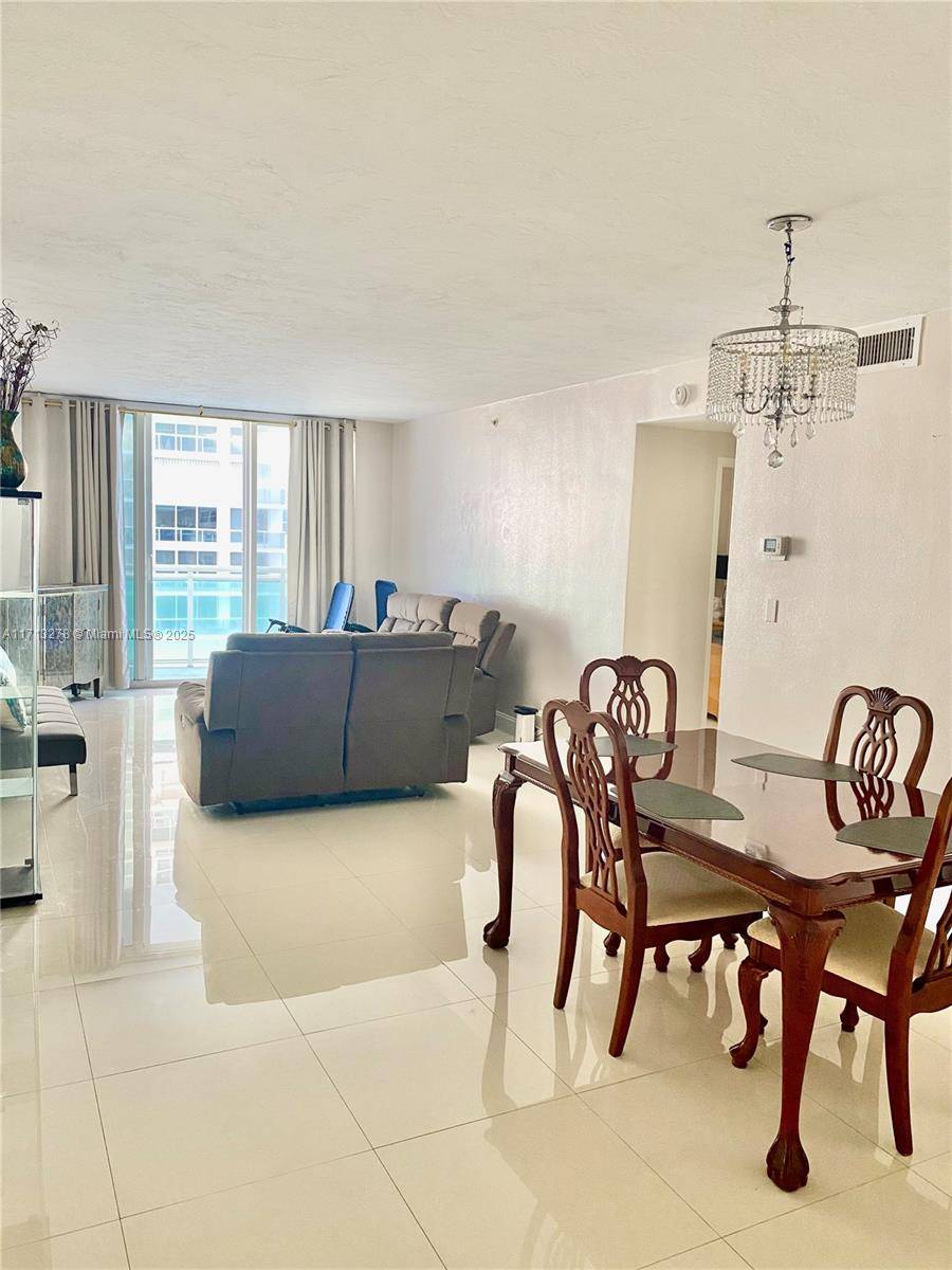 Hollywood, FL 33019,3001 S Ocean Dr #503