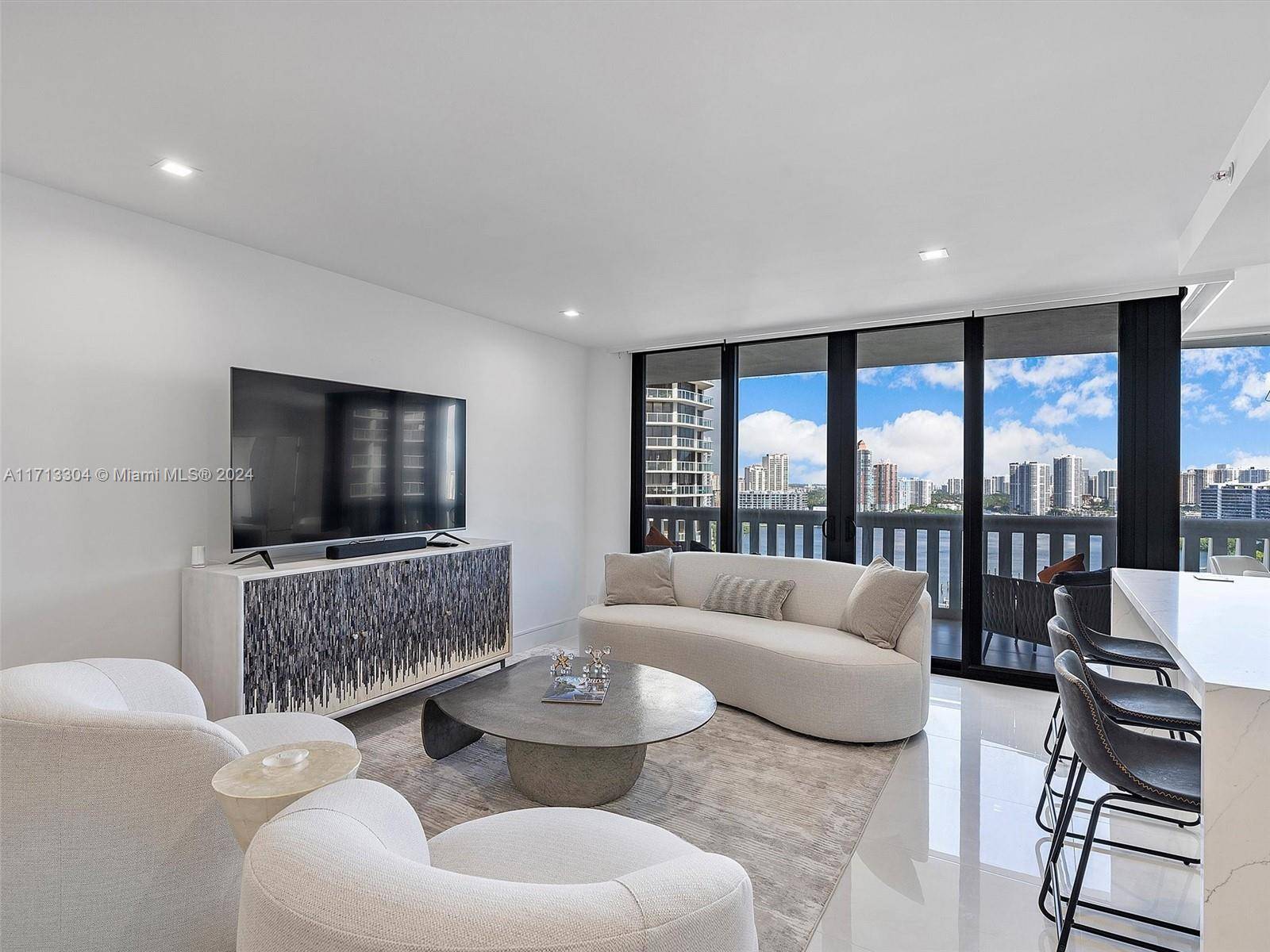 Aventura, FL 33160,3000 Island Blvd #2104