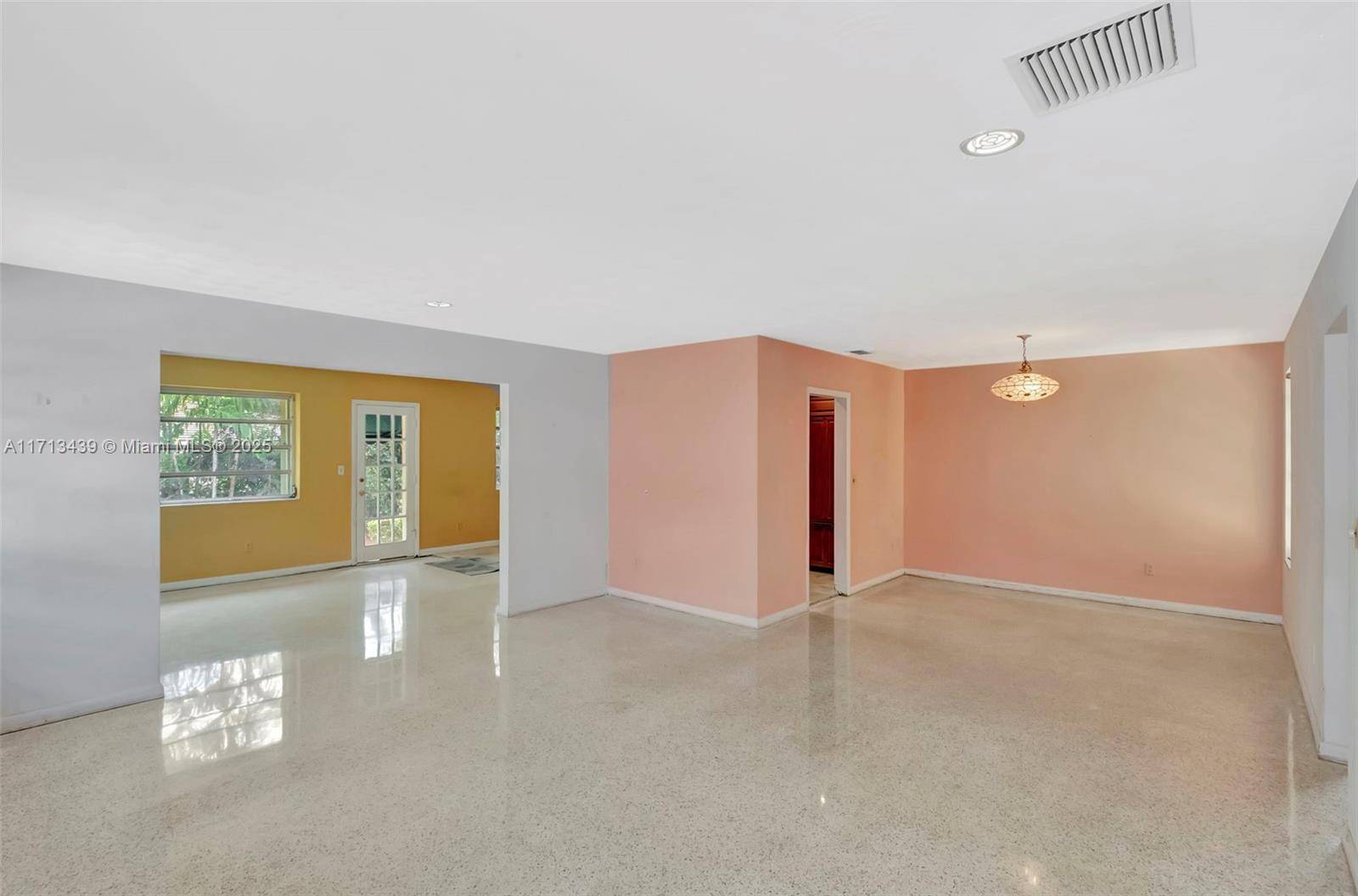 Coral Gables, FL 33146,410 Miller Rd