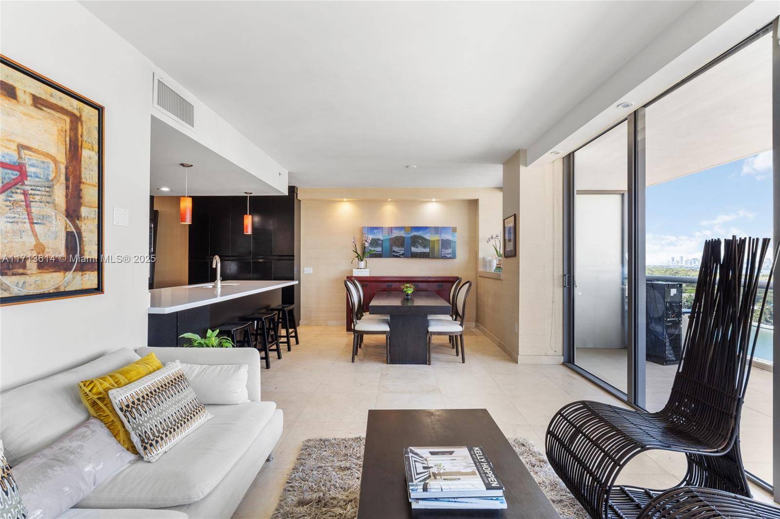 Miami Beach, FL 33140,5875 Collins Ave #1507