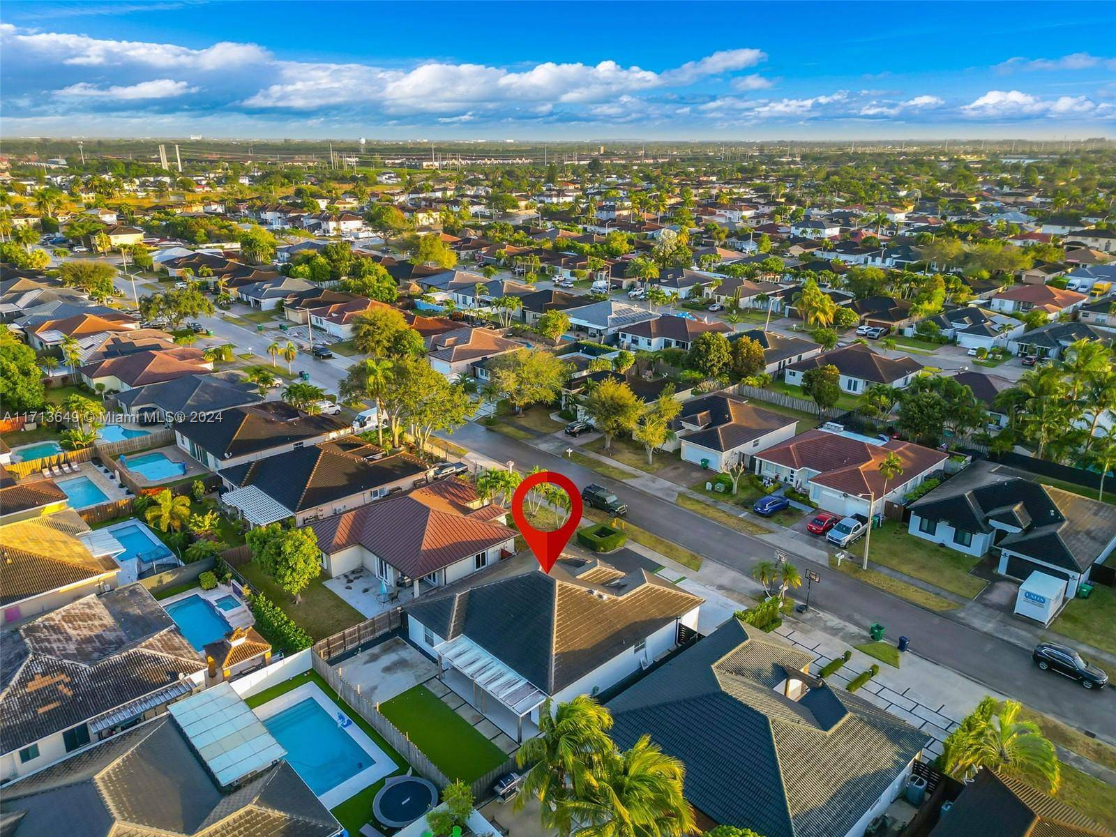 Miami, FL 33177,14355 SW 162nd St