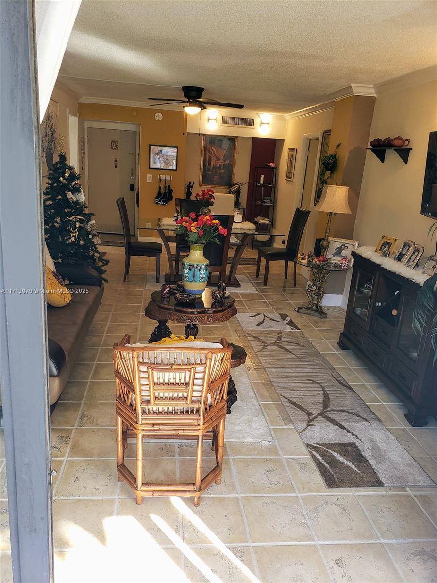 Aventura, FL 33180,Address not disclosed