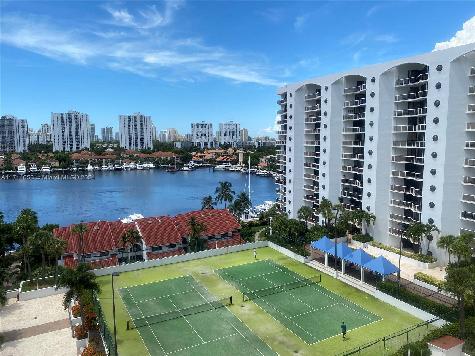 Aventura, FL 33180,3640 Yacht Club Dr #1009