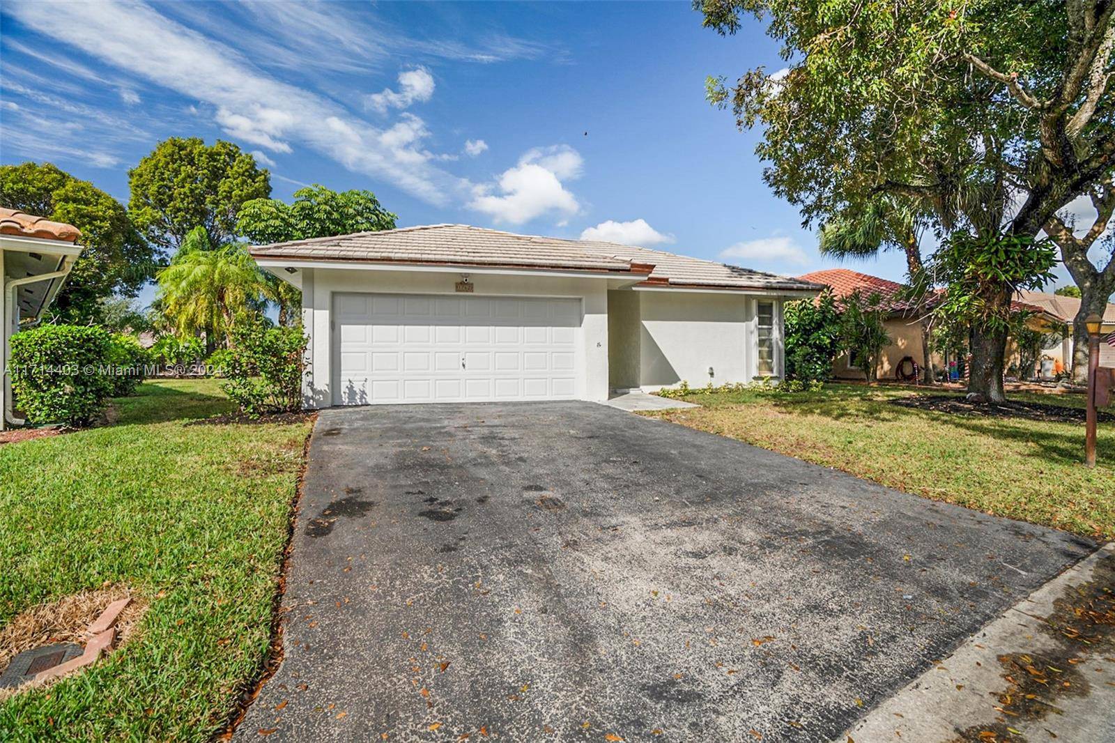 Coral Springs, FL 33071,1762 Riverwood Ln