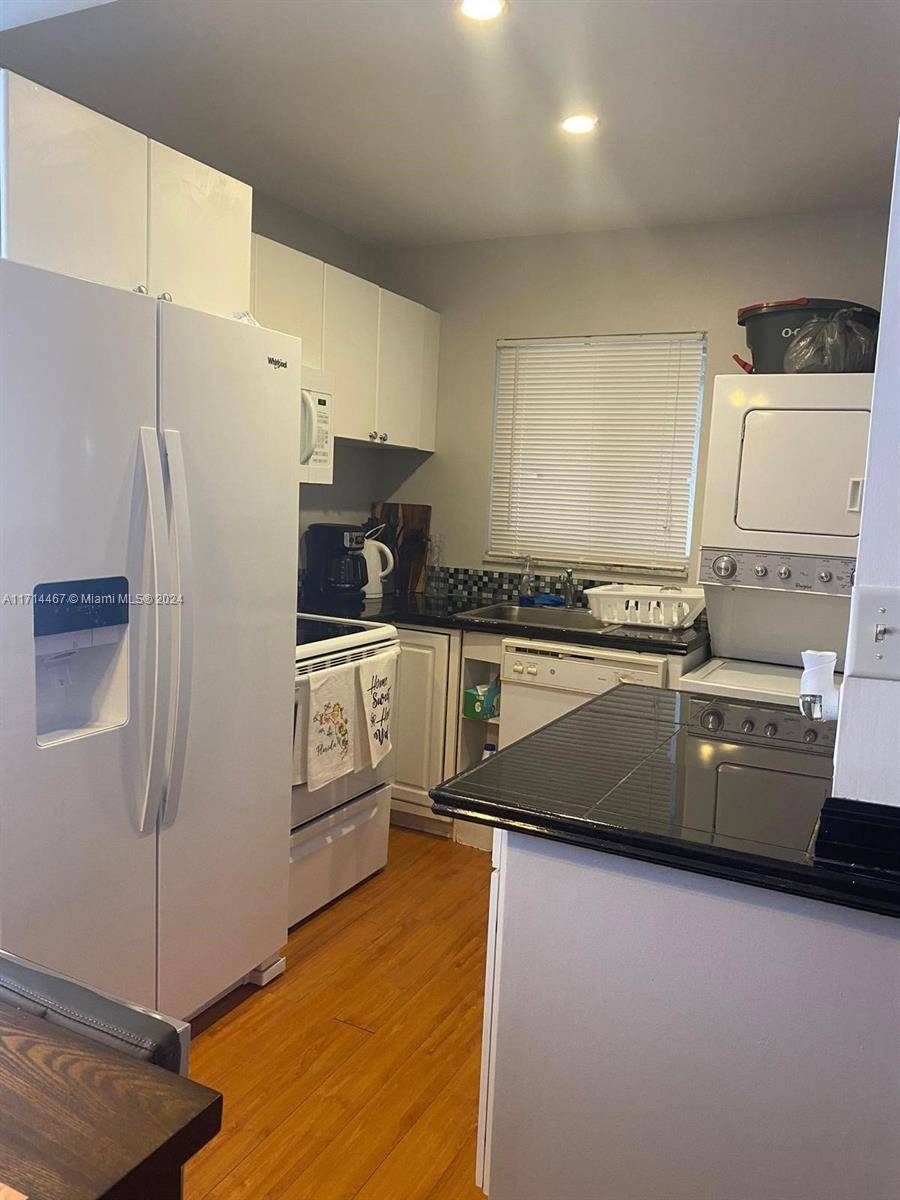 Wilton Manors, FL 33334,3050 NE 5th Ter #10