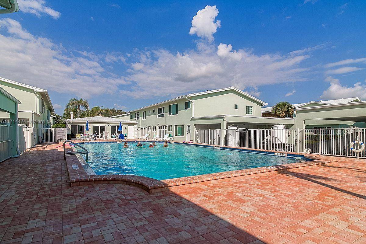 Lauderdale By The Sea, FL 33308,5400 N Ocean Blvd #7