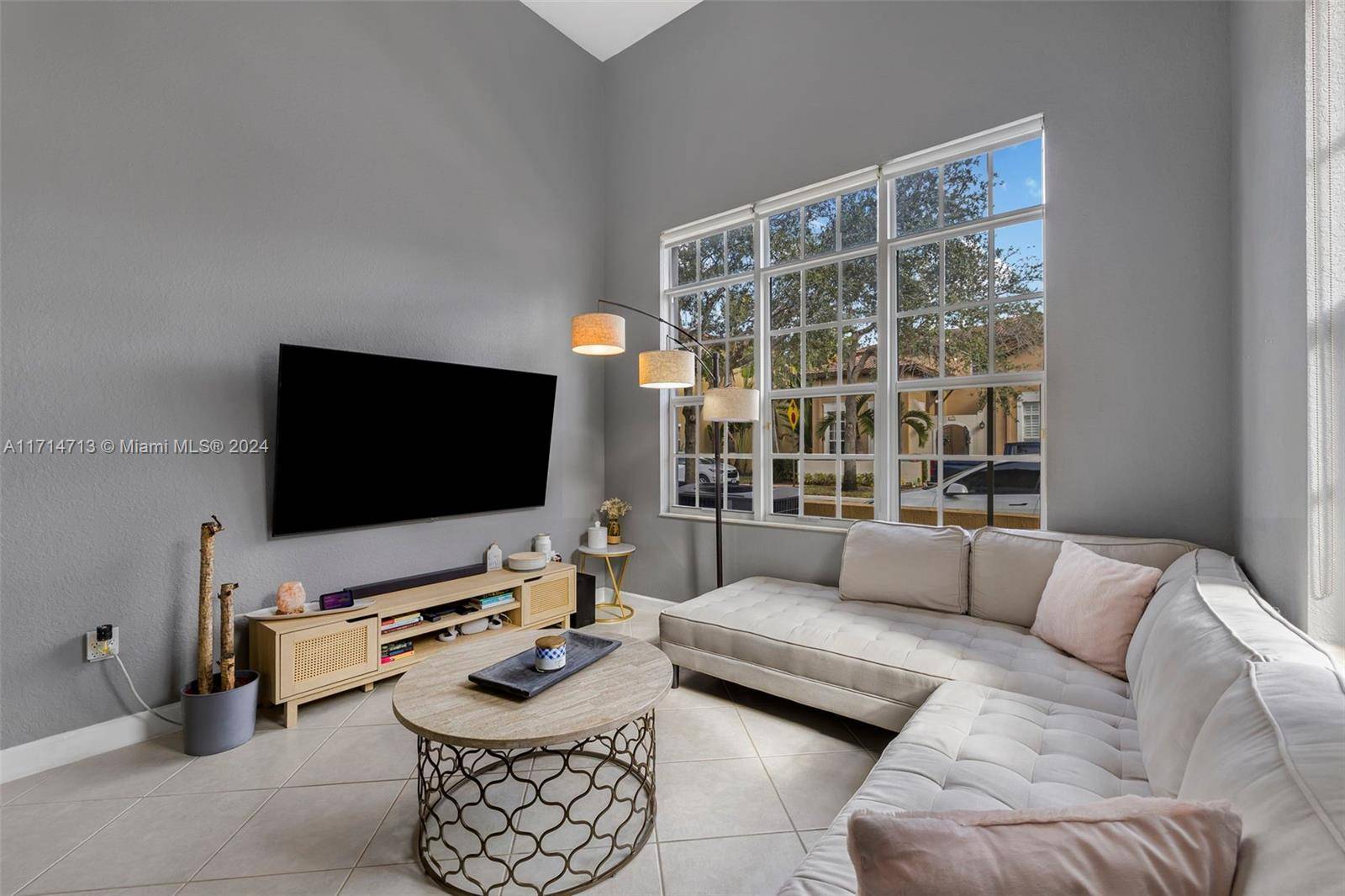 Pembroke Pines, FL 33027,1042 SW 146th Ter