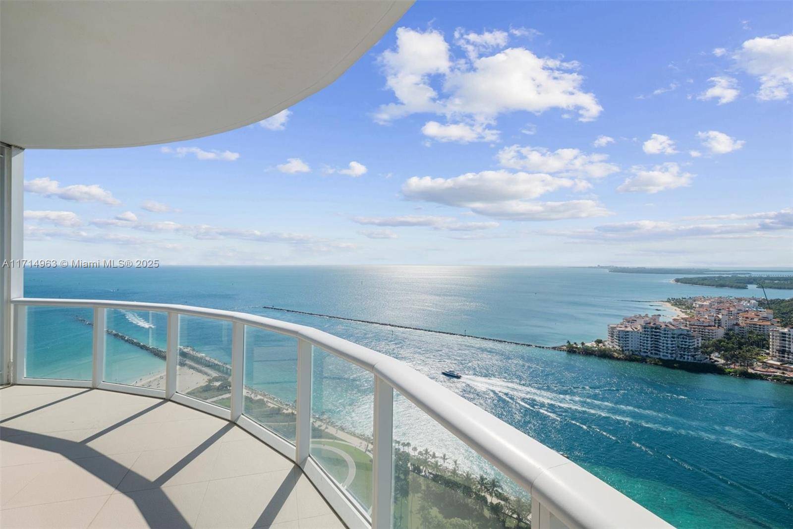 Miami Beach, FL 33139,100 S Pointe Dr #3203