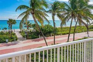 Miami Beach, FL 33140,5401 Collins Ave #223