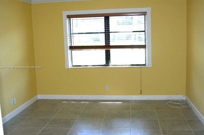 Oakland Park, FL 33309,3109 Oakland Shores Dr #G110
