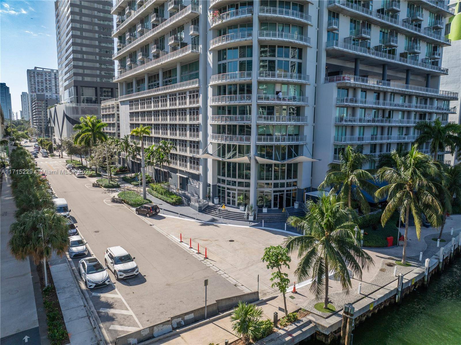 Miami, FL 33130,690 SW 1st Ct #1132