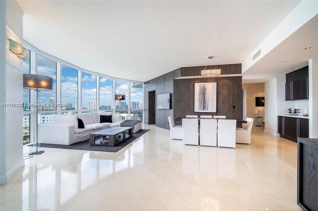 Sunny Isles Beach, FL 33160,18101 Collins Ave #1101