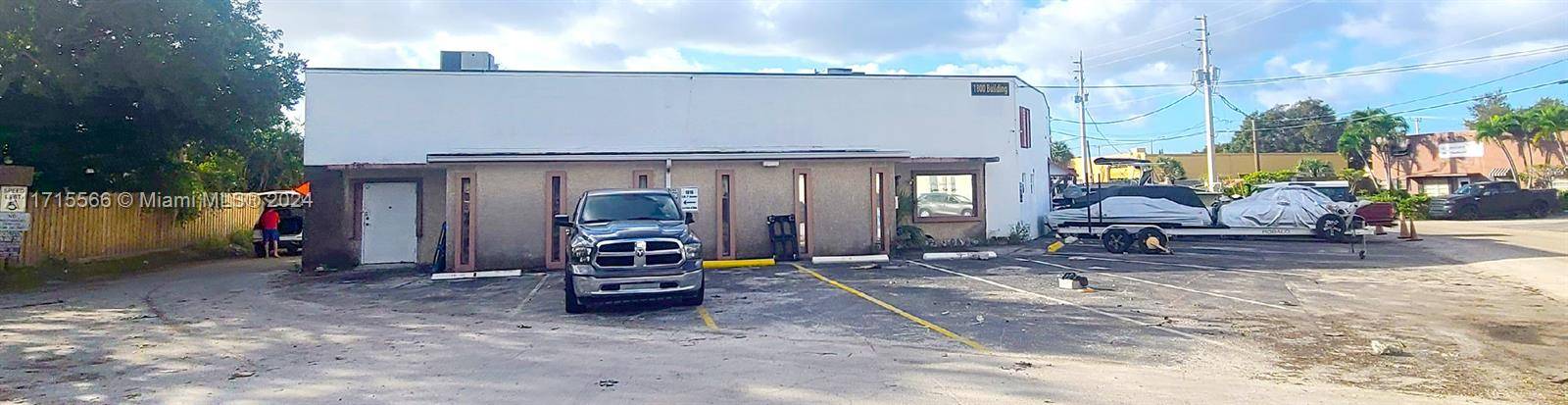 Pompano Beach, FL 33060,1800 SW 7th Ave