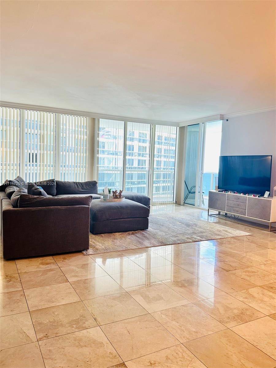 Hallandale Beach, FL 33009,1850 S Ocean Dr #3310