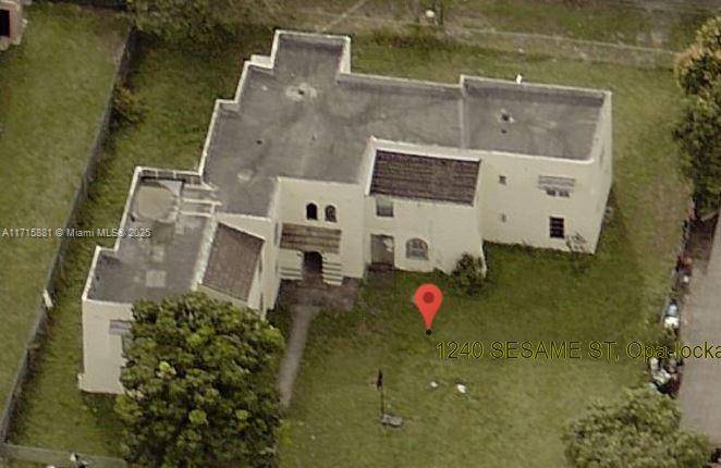 Opa-locka, FL 33054,1240 Sesame St