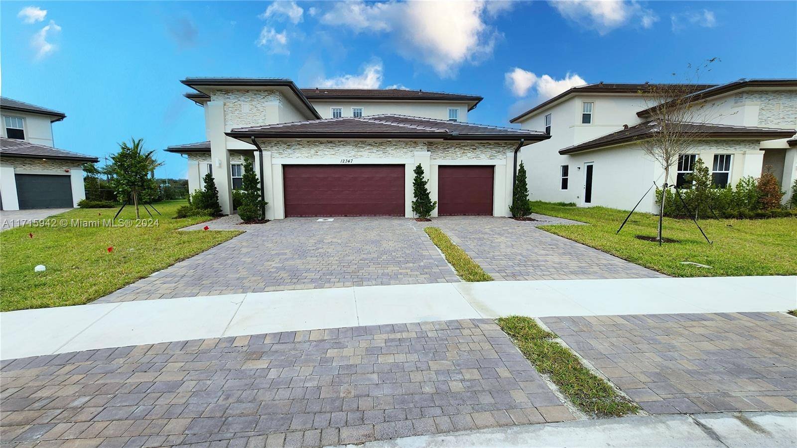 Davie, FL 33330,12347 SW 43rd Ct