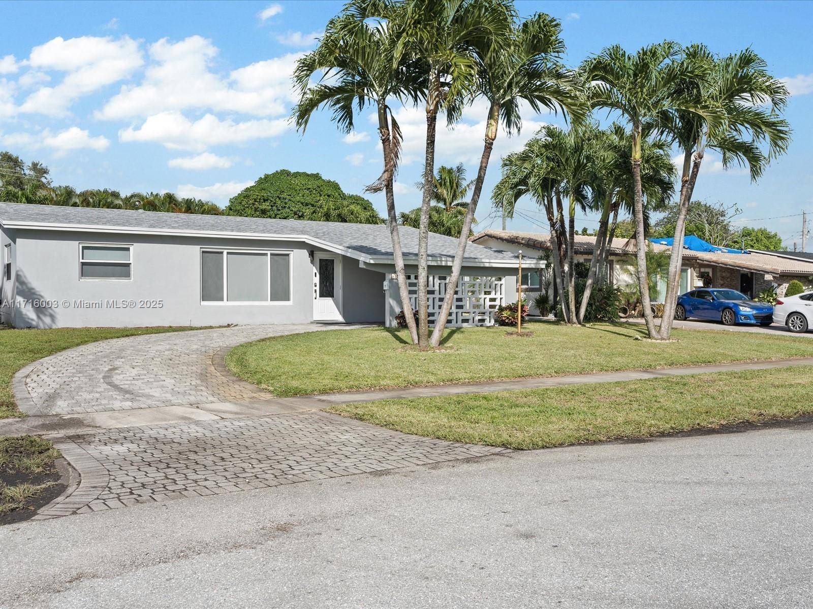 Hollywood, FL 33024,6341 Simms St