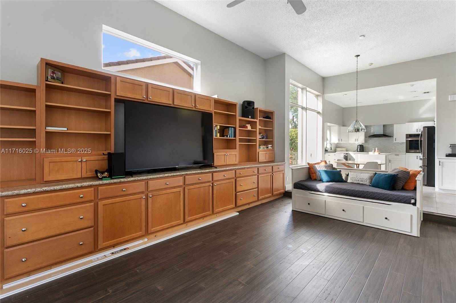 Coral Springs, FL 33067,5449 NW 86th Ter