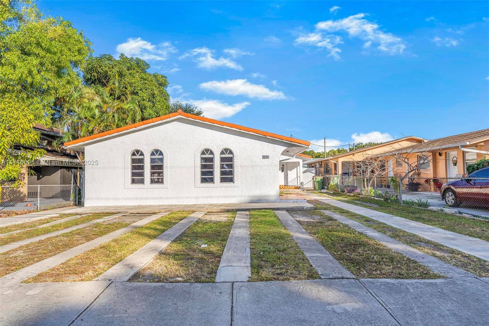 Hialeah, FL 33010,1341 SE 9th Ave