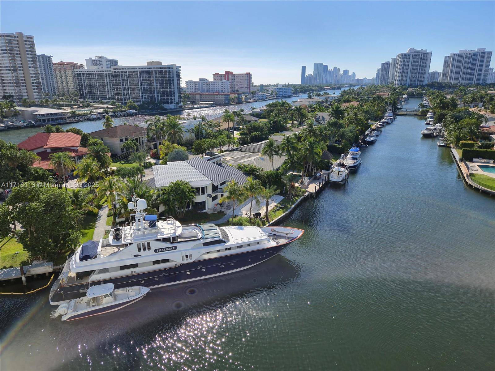 Hallandale Beach, FL 33009,137 Golden Isles Dr #907
