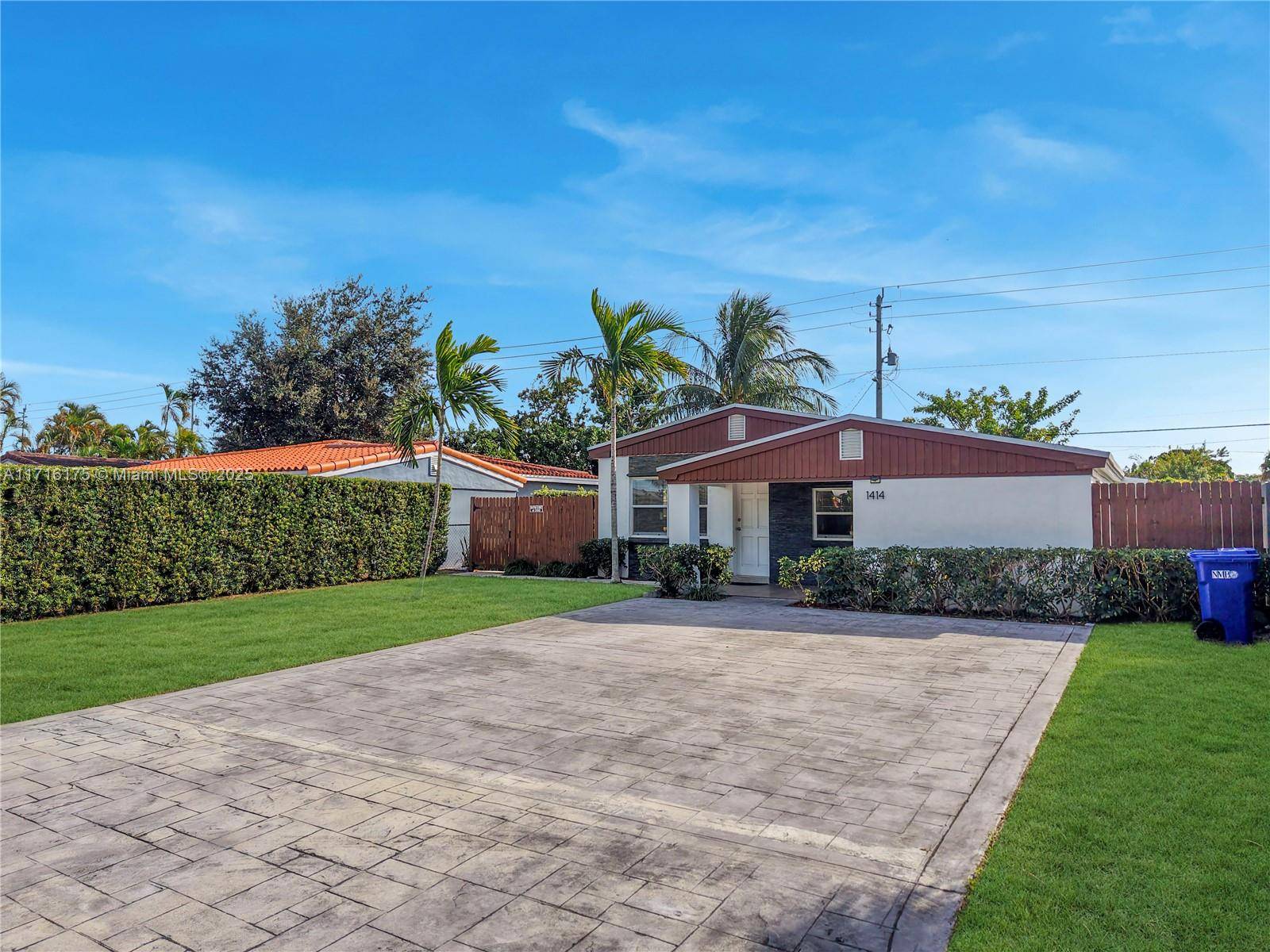 North Miami Beach, FL 33179,1414 NE 183rd St